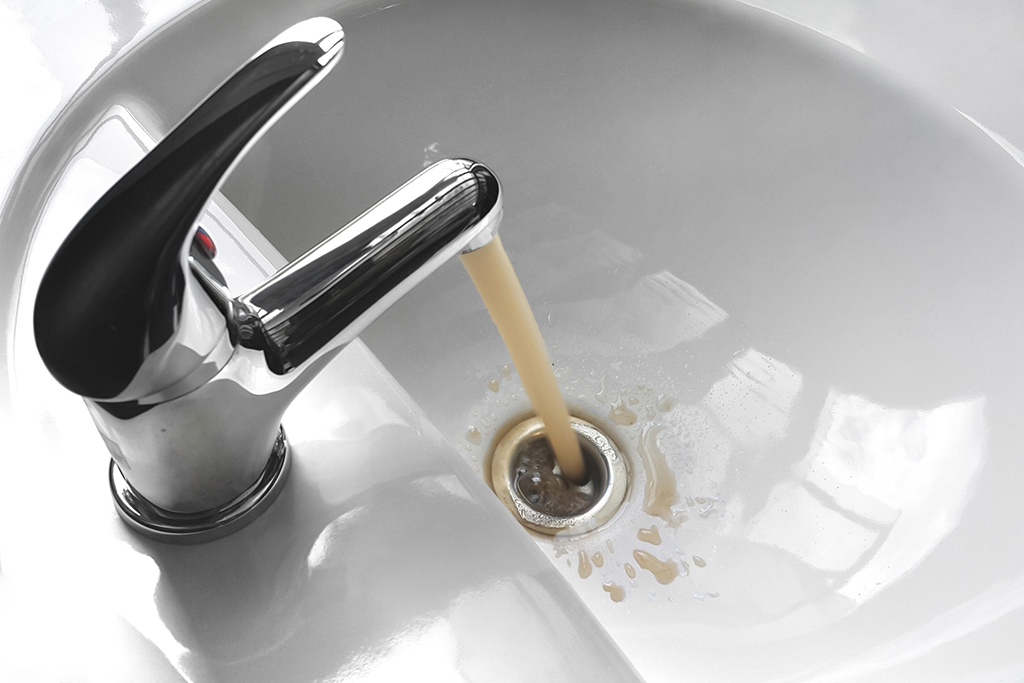 Does That Look Right? Discolored Water and How to Fix It | Tips from Your Reliable Plumbing Service
