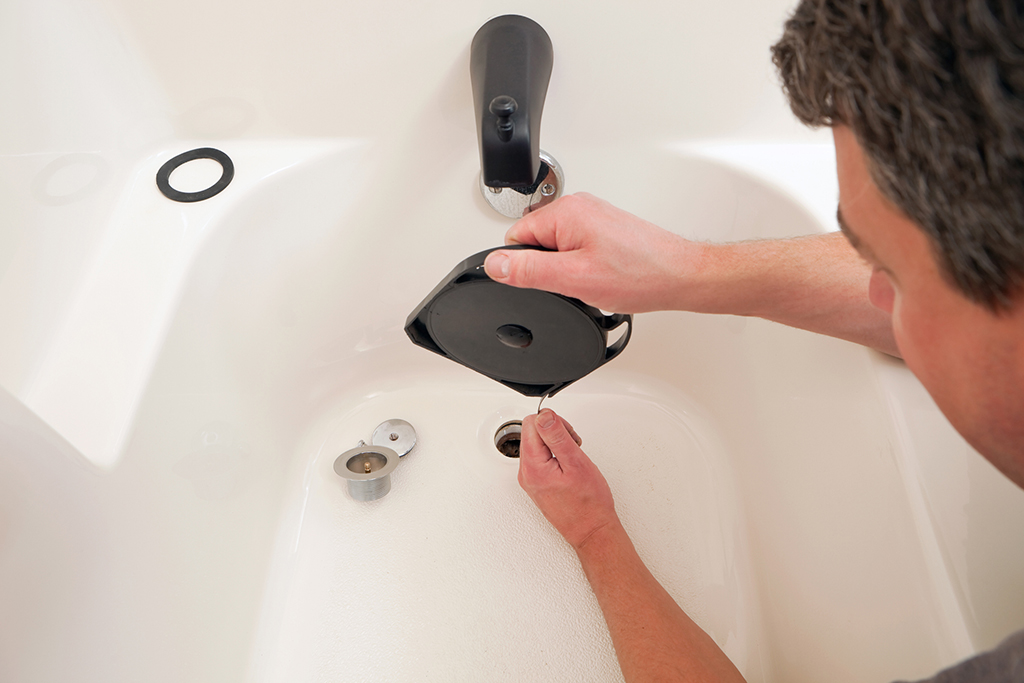 https://bluefrogplumbing.com/wp-content/uploads/2023/03/Slow-Draining-Bathtubs-Here-are-4-Tips-to-Keep-in-Mind.jpg